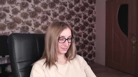 Snapshot of vikaericka chatting on December 2024 05:53:02 AM Vika online show from December 2024 05:53:02 AM