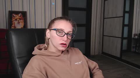 Snapshot of vikaericka chatting on October 2025 06:11:02 AM Vika online show from October 2025 06:11:02 AM