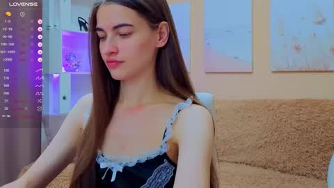 vikiberry online show from October 2025 10:36:01 AM