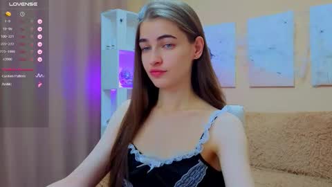 vikiberry online show from November 2025 10:04:02 AM