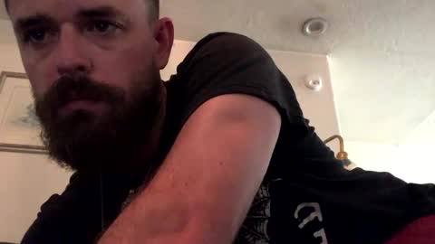 Snapshot of vikinyourpuss chatting on October 2025 08:18:02 PM Vikinyourpuss online show from October 2025 08:18:02 PM