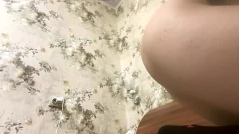 Snapshot of viktoria9898 chatting on June 2026 08:37:02 PM Sweett online show from June 2026 08:37:02 PM