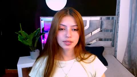 Snapshot of viky_evanss chatting on October 2025 07:25:02 PM viky_evanss online show from October 2025 07:25:02 PM