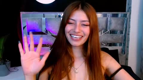 Snapshot of viky_evanss chatting on October 2025 07:35:02 PM viky_evanss online show from October 2025 07:35:02 PM