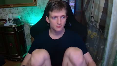 Dimoooooon online show from February 2025 10:00:02 PM