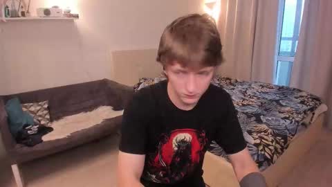 Dimoooooon online show from October 2025 09:43:01 AM