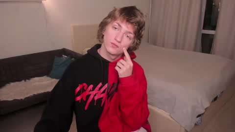 Dimoooooon online show from November 2025 04:29:02 AM