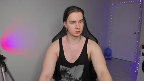 Vincent Strong online show from January 2025 11:01:02 AM