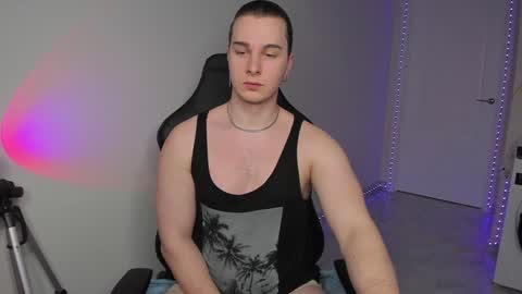 Vincent Strong online show from February 2025 02:24:01 PM