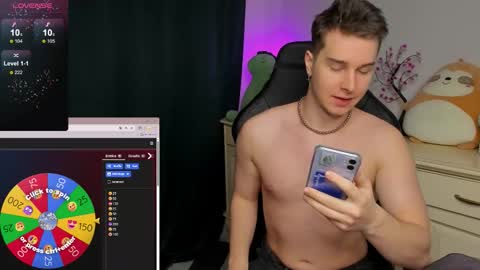 Vincent Strong online show from November 2025 08:57:02 AM