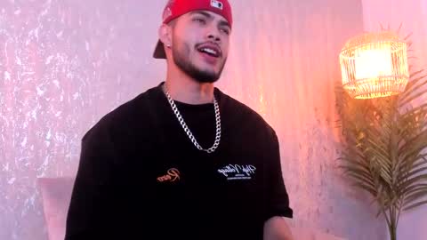 Vincent online show from September 2025 04:14:02 AM