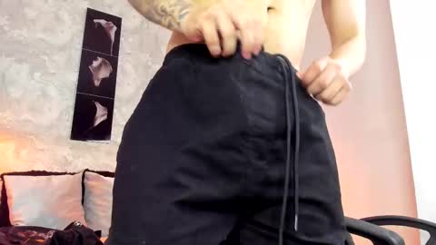 Vincent online show from October 2025 02:34:01 AM