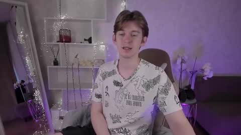 Snapshot of vincentpotts chatting on October 2025 05:39:01 AM Vincent online show from October 2025 05:39:01 AM