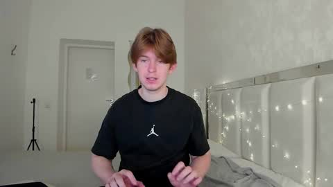 Snapshot of vincentpotts chatting on October 2025 05:38:02 AM Vincent online show from October 2025 05:38:02 AM