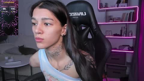 vinkitinkii online show from December 2024 09:24:01 AM