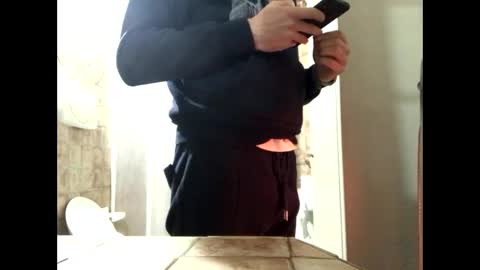 Snapshot of vinmin90 chatting on January 2025 05:01:01 PM Zenith online show from January 2025 05:01:01 PM