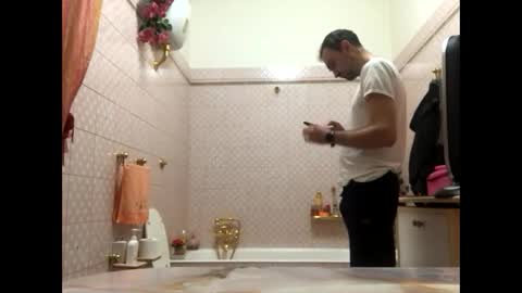 Snapshot of vinmin90 chatting on February 2025 03:15:02 PM Zenith online show from February 2025 03:15:02 PM