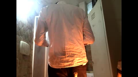 Snapshot of vinmin90 chatting on February 2025 11:46:02 PM Zenith online show from February 2025 11:46:02 PM