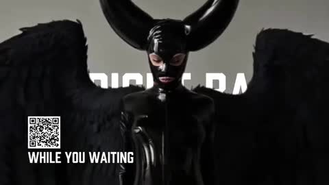 Snapshot of vinylstore chatting on October 2025 04:07:01 PM Diva Silvia online show from October 2025 04:07:01 PM