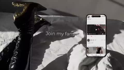 Snapshot of vinylstore chatting on November 2025 04:51:01 PM Diva Silvia online show from November 2025 04:51:01 PM