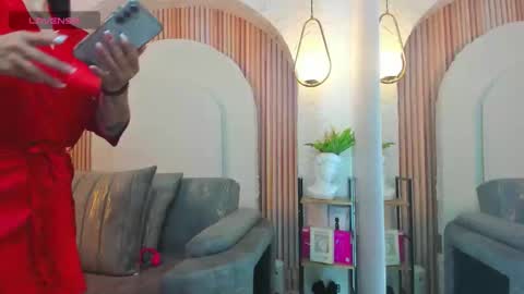 Violette online show from February 2026 10:23:02 AM