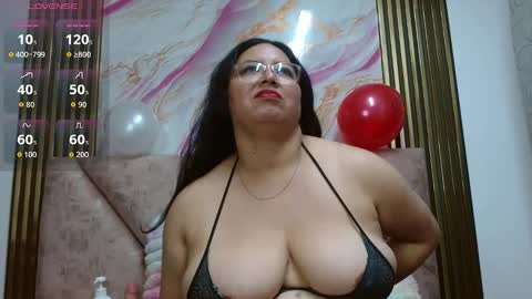 Snapshot of violemurray chatting on February 2026 11:42:01 AM violemurray online show from February 2026 11:42:01 AM