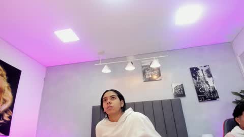 Violet and Myers online show from November 2025 12:48:02 PM