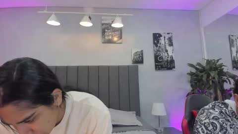 Violet and Myers online show from November 2025 11:16:02 AM