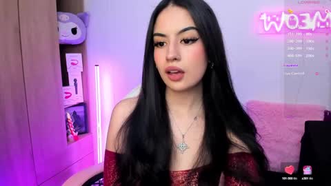 Snapshot of violet_catt chatting on January 2025 05:34:01 PM Violeta  online show from January 2025 05:34:01 PM