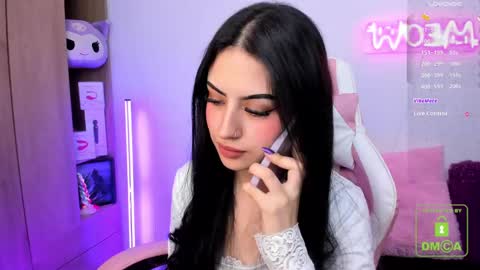 Snapshot of violet_catt chatting on February 2025 05:30:01 PM Violeta  online show from February 2025 05:30:01 PM
