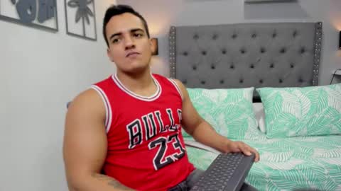 VIOLETA AND MAXX online show from October 2025 02:19:01 AM