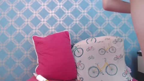 Violeta  online show from January 2025 07:07:02 PM