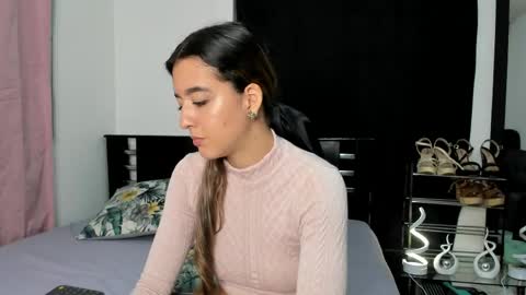 violeta_gracee online show from June 2026 10:37:01 PM