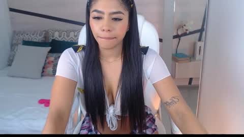 Snapshot of violeta_leon chatting on January 2025 07:57:01 AM Violeta leon online show from January 2025 07:57:01 AM