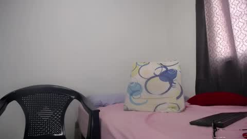 VIOLETA SORACHI  online show from December 2025 03:21:01 PM