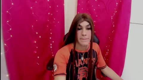 Snapshot of violetevans69 chatting on November 2025 05:51:01 AM Violett online show from November 2025 05:51:01 AM