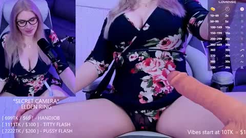 violetfugazzi online show from January 2026 05:04:01 PM