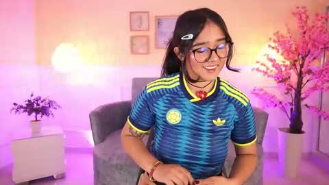 violetjonesx online show from June 2026 11:41:02 AM