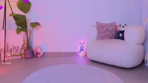 violetssweet online show from October 2025 01:03:01 AM