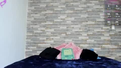 Snapshot of violett__golden chatting on October 2025 10:15:01 AM ViolettGolden online show from October 2025 10:15:01 AM