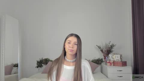 violetta_finch online show from December 2024 02:33:02 PM