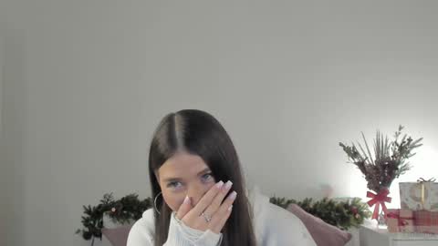 violetta_finch online show from December 2024 08:27:02 AM