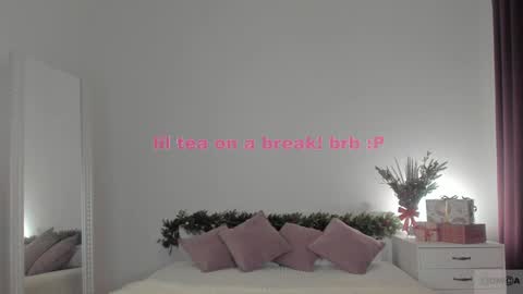 violetta_finch online show from December 2024 11:33:01 AM