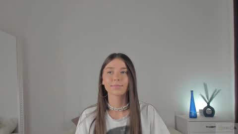 violetta_finch online show from February 2025 06:56:02 PM