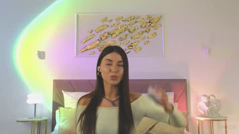violetta_finch online show from October 2025 10:18:01 AM