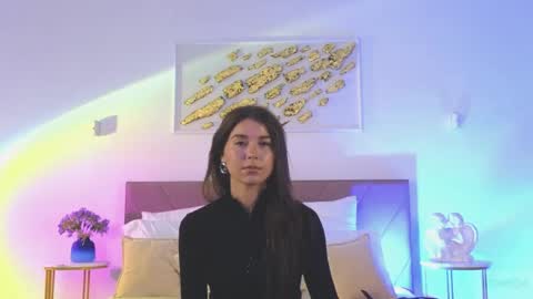 Snapshot of violetta_finch chatting on May 2026 10:21:02 AM violetta_finch online show from May 2026 10:21:02 AM