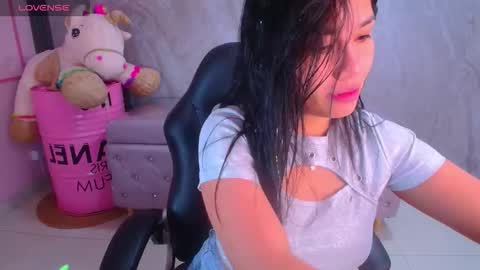 Violetta  online show from January 2026 12:31:02 PM