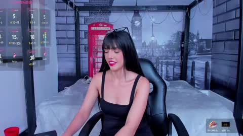 violetta online show from November 2025 10:14:02 AM