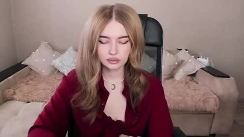Snapshot of violettaotis chatting on February 2025 11:20:01 AM ViolettaOtis online show from February 2025 11:20:01 AM