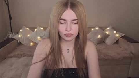 ViolettaOtis online show from October 2025 12:05:02 PM